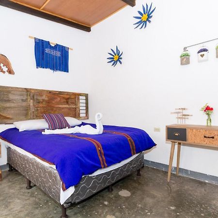 Casa Tamarindo Bed & Breakfast Antigua Ngoại thất bức ảnh