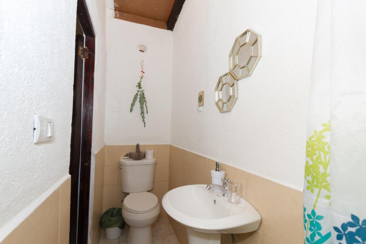 Casa Tamarindo Bed & Breakfast Antigua Ngoại thất bức ảnh